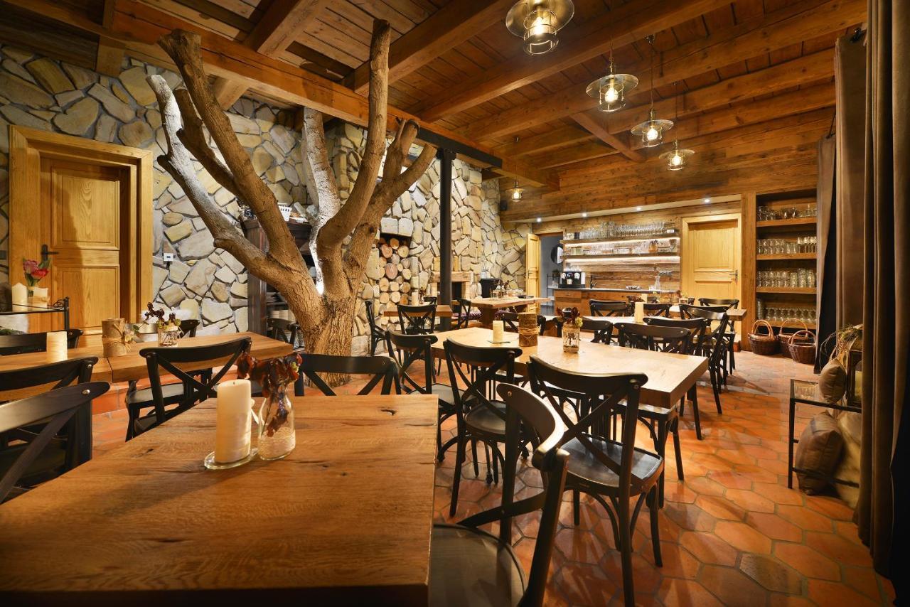 Hotel Rezidence Pihel 4*
